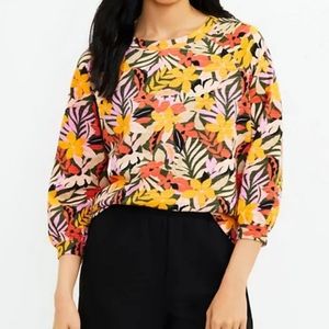 LOFT Tropical lightweight sweatshirt Size: xs